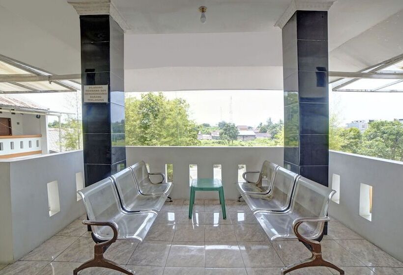 בית מלון כפרי Graha Batugingging