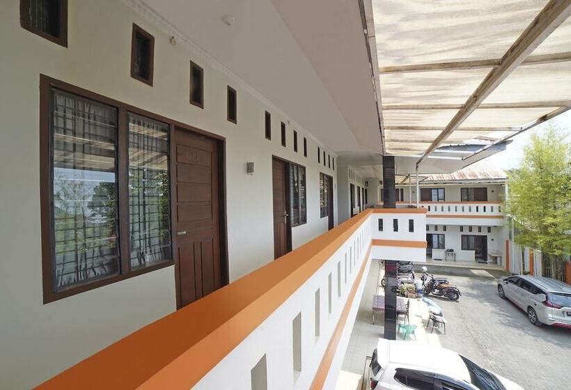 בית מלון כפרי Graha Batugingging