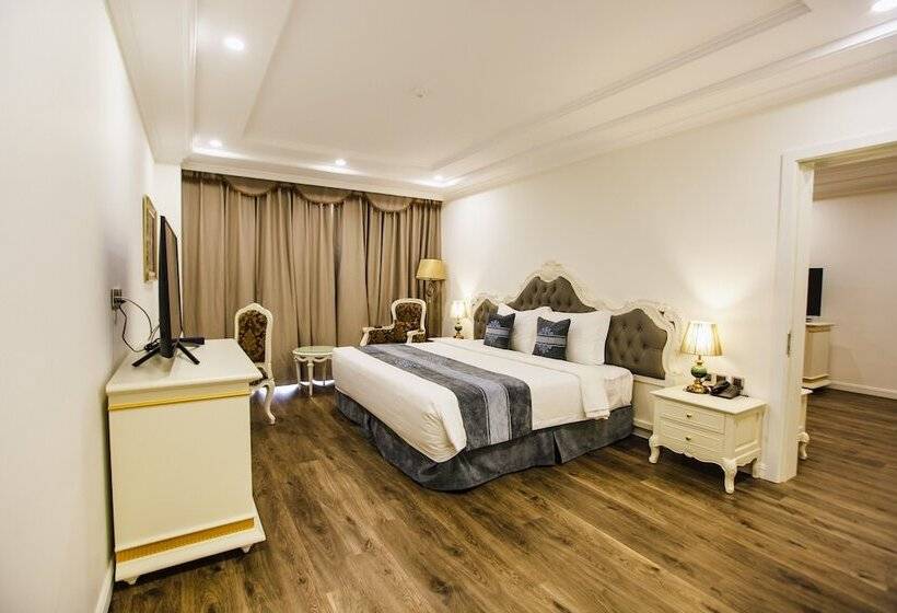 هتل Khách Sạn Minh Phú Diamond Palace