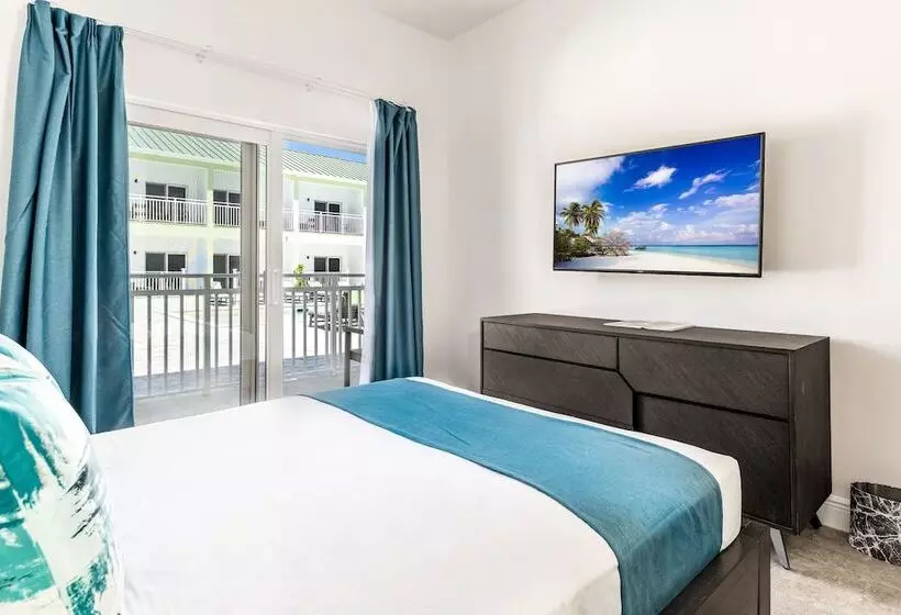 هتل Ocean Breeze Resort