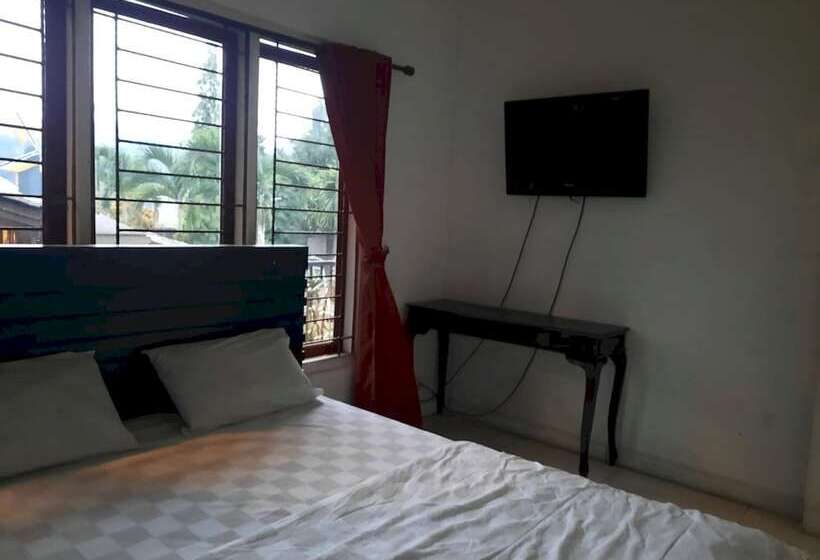 Otel Oyo 93159 Resort Cinta Kasih