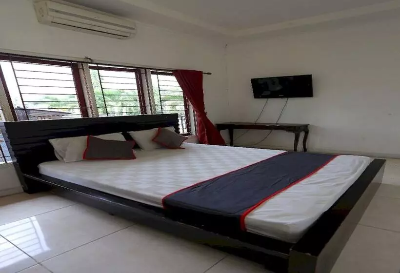 Hotelli Oyo 93159 Resort Cinta Kasih