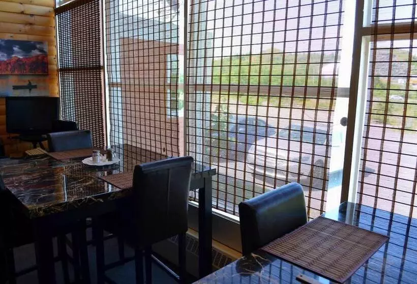 Hotelli Silverwood Inn