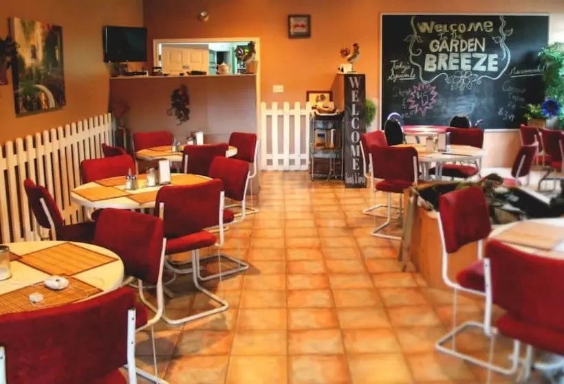 Hotelli Silverwood Inn