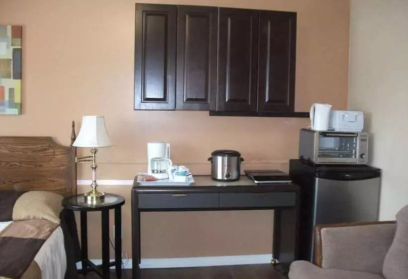 Hotelli Silverwood Inn