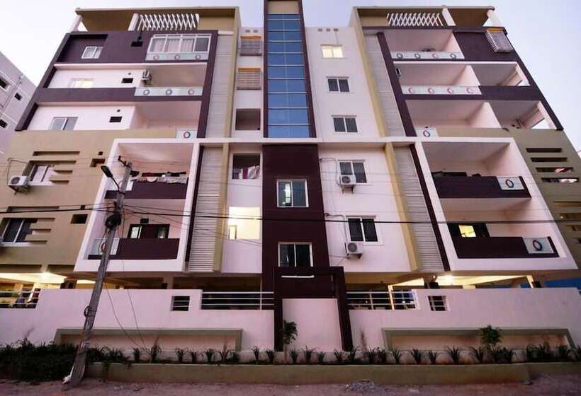 בית מלון כפרי The Iconhomes