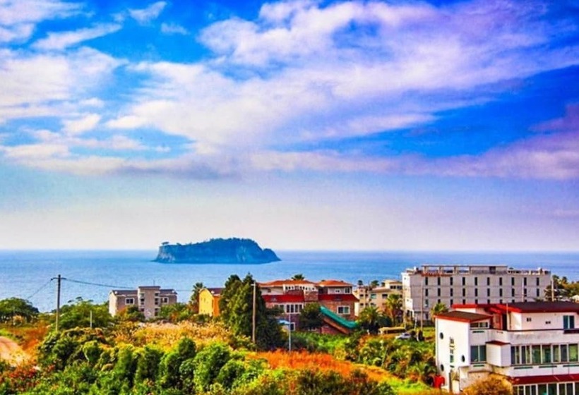 Seoguipo The Country B&b Pension