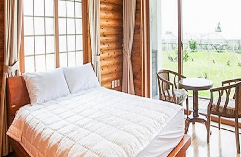 Seoguipo The Country B&b Pension