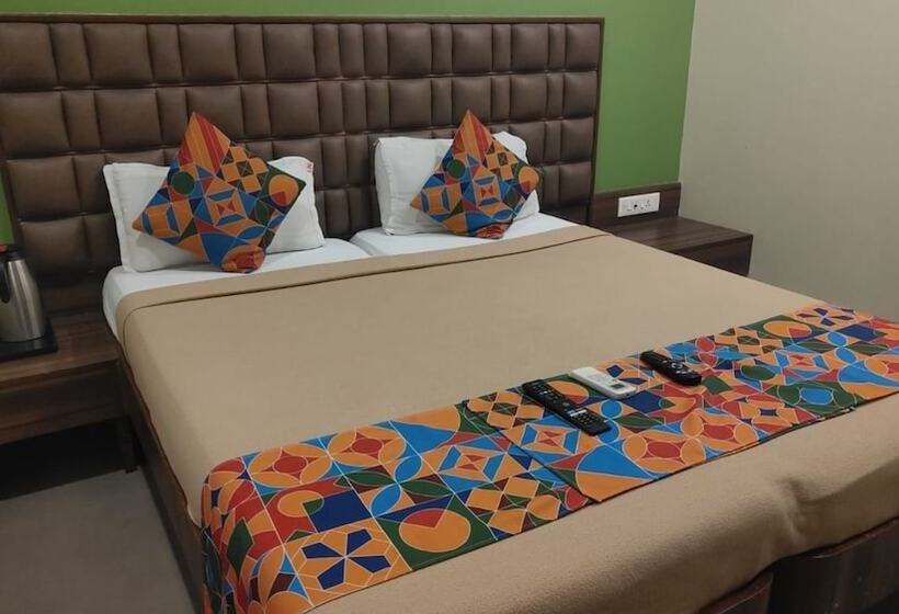 Fabhotel Landmark Residency