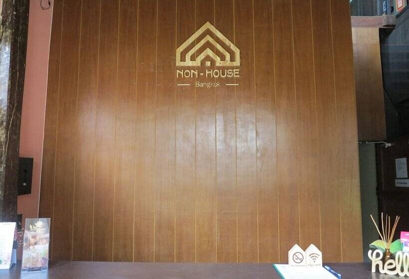 Non House Hostel