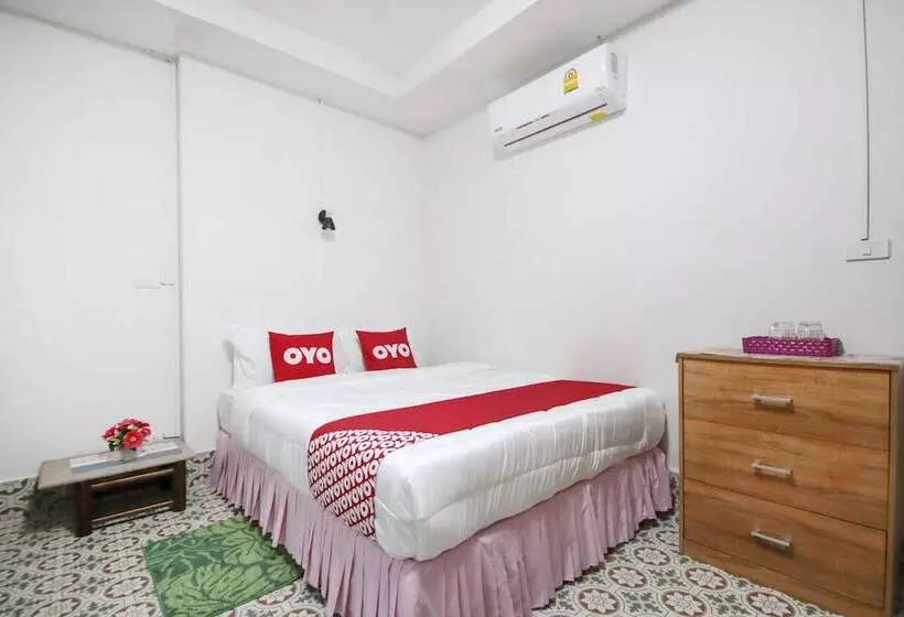 ペンション Apinya's Place Karon By Oyo Rooms