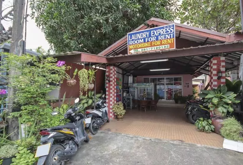 ペンション Apinya's Place Karon By Oyo Rooms