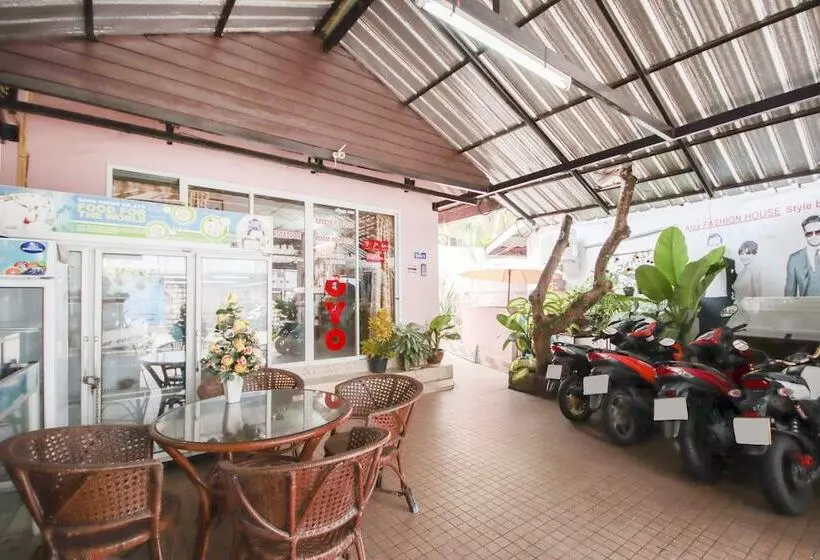 ペンション Apinya's Place Karon By Oyo Rooms