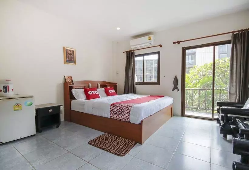 ペンション Apinya's Place Karon By Oyo Rooms