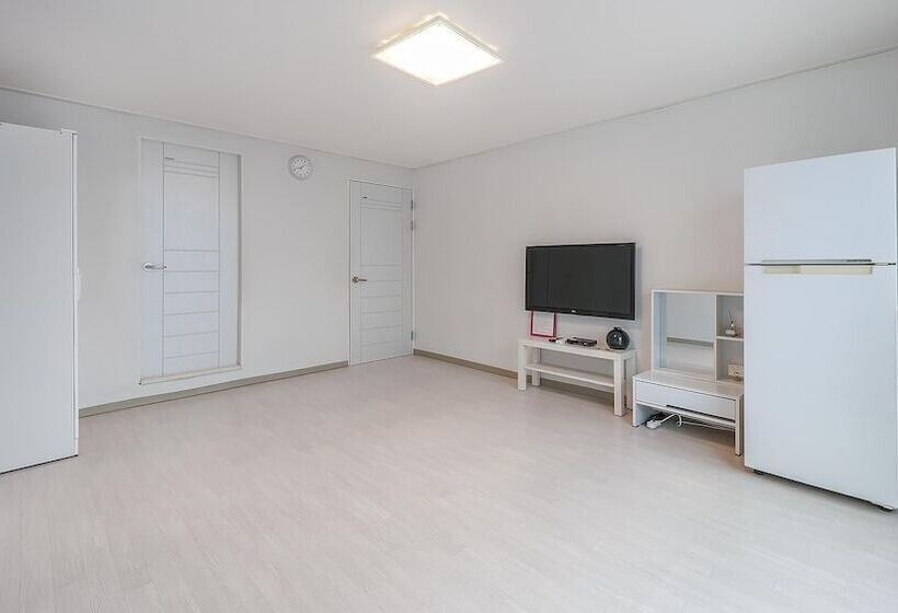 Sokcho World Pension