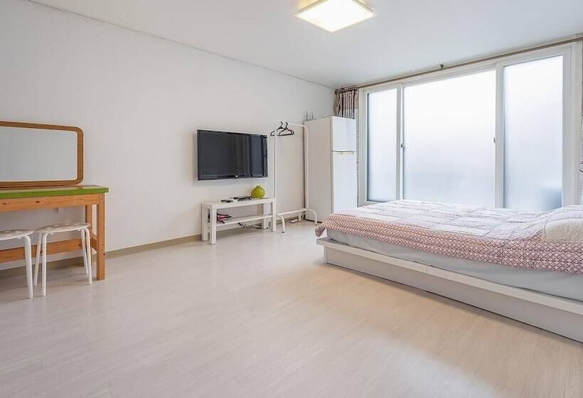 Sokcho World Pension