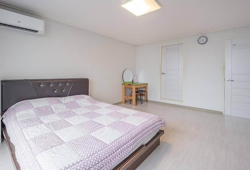 Sokcho World Pension