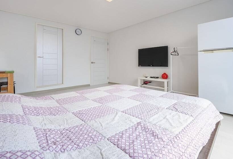 Sokcho World Pension