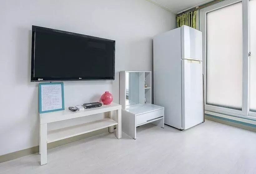 Sokcho World Pension