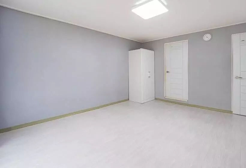 Sokcho World Pension