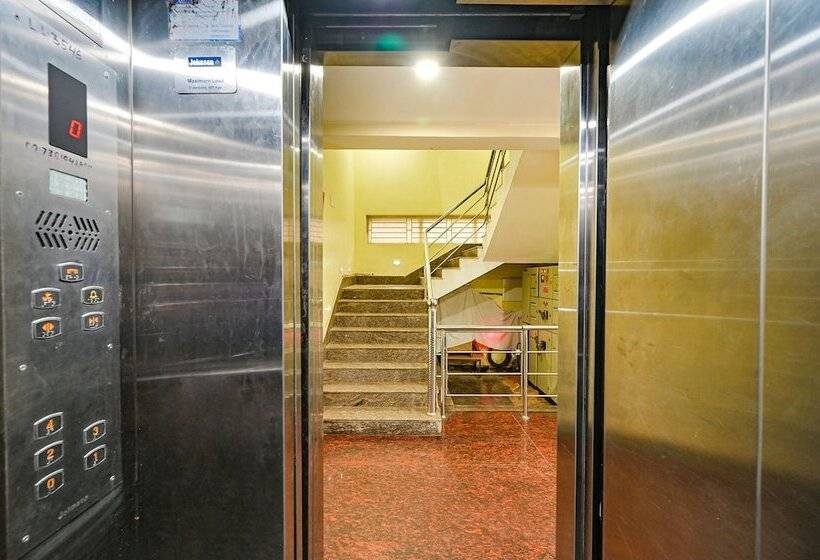 Fabhotel Triple Tree