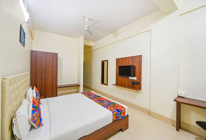 Fabhotel Triple Tree