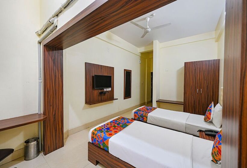 Fabhotel Triple Tree