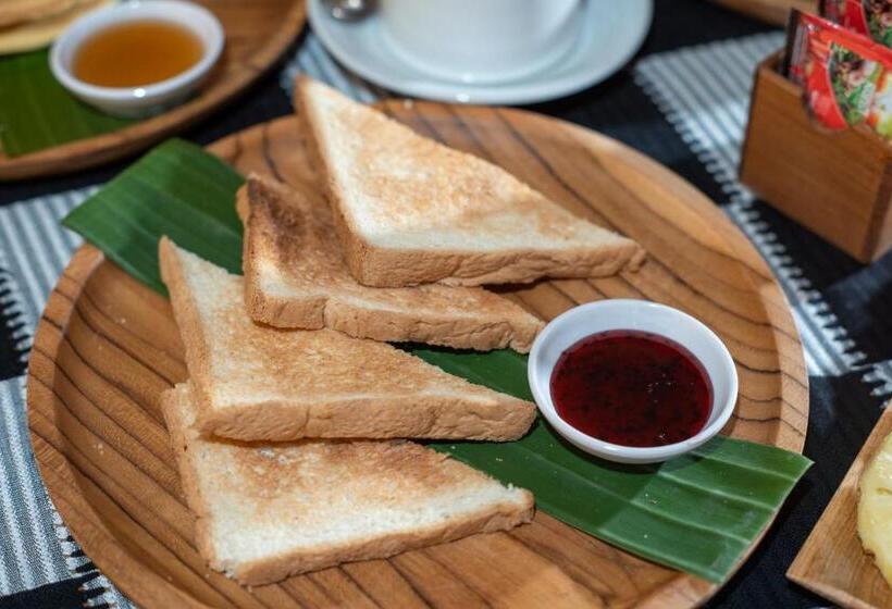 Bed and Breakfast Vinaya Homestay