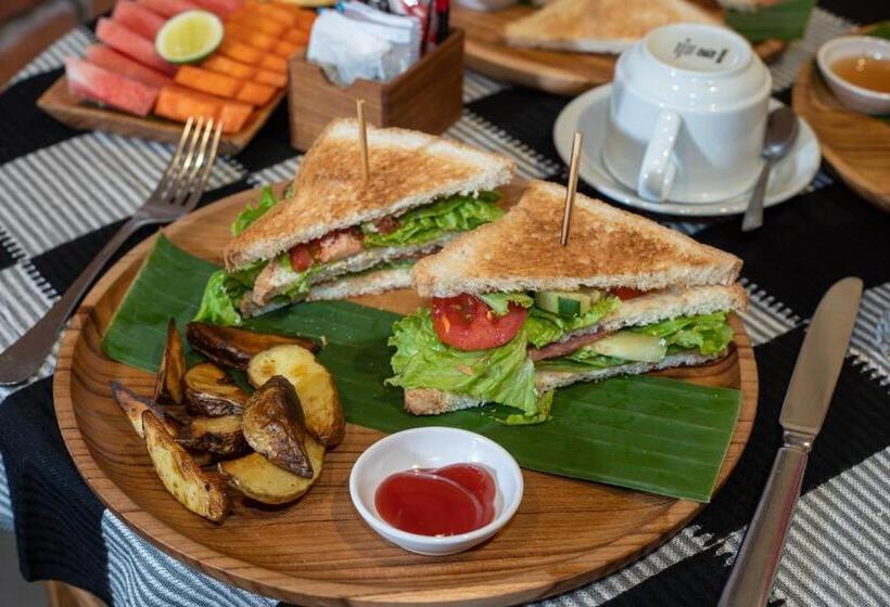 Bed and Breakfast Vinaya Homestay