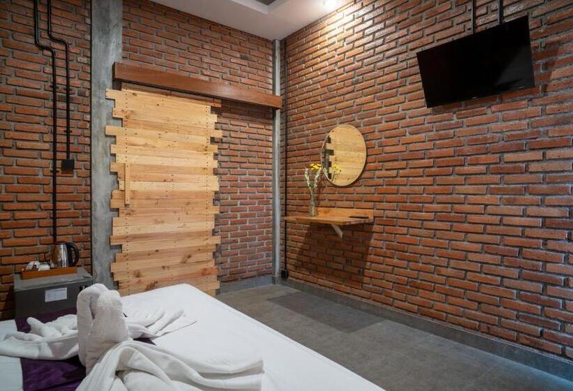 Bed and Breakfast Vinaya Homestay