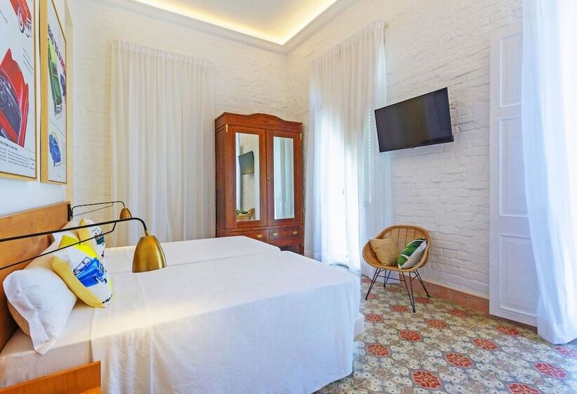 Claxon Hotel Boutique