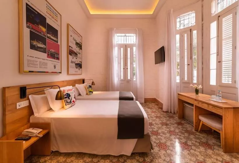 Claxon Hotel Boutique