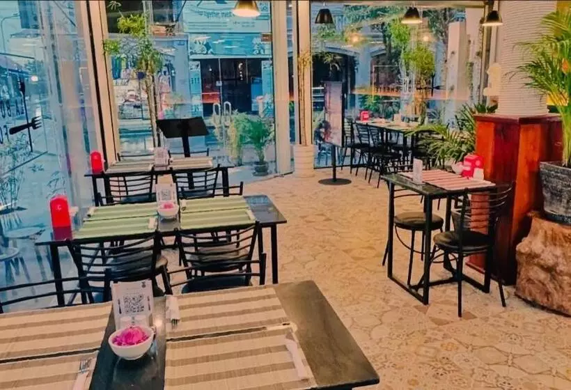 ホテル La Bonne Fourchette Boutique Hôtel