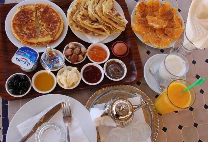 호텔 Merzouga Luxurious Camp