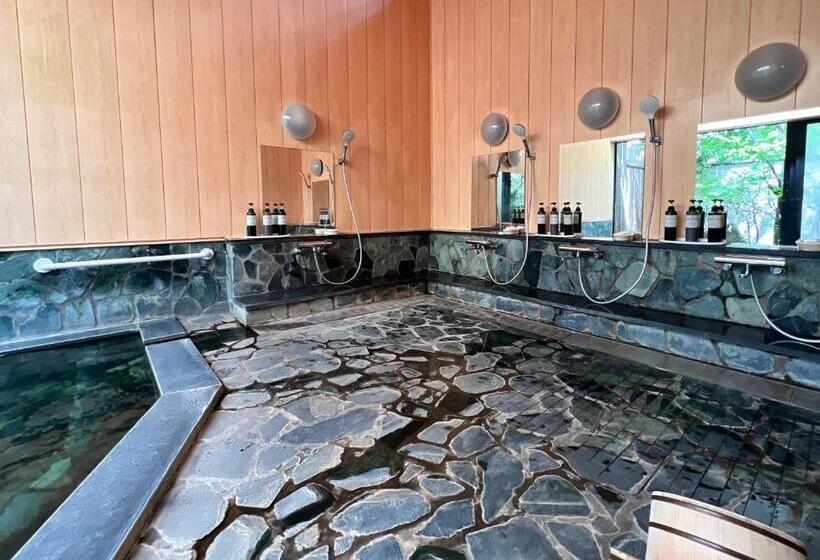 Yufuin Onsen Ryokan Hananomai