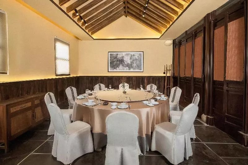 Blossom Hill Hotel Xuzhou Huilongwo