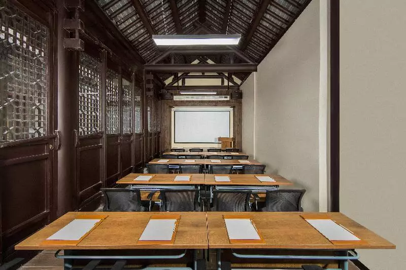 Blossom Hill Hotel Xuzhou Huilongwo