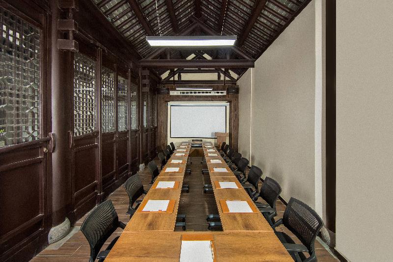 Blossom Hill Hotel Xuzhou Huilongwo