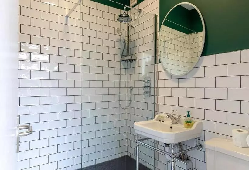 هتل Dublin Castle Suites