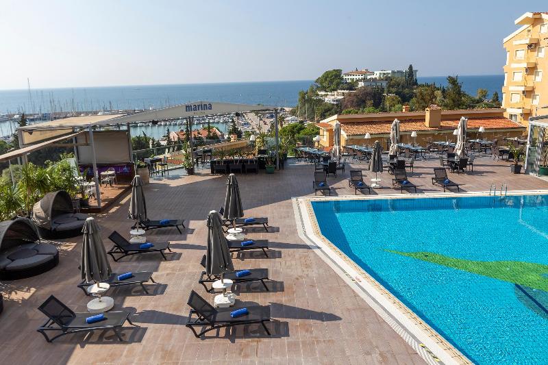 בית מלון כפרי Elite World Kuşadası