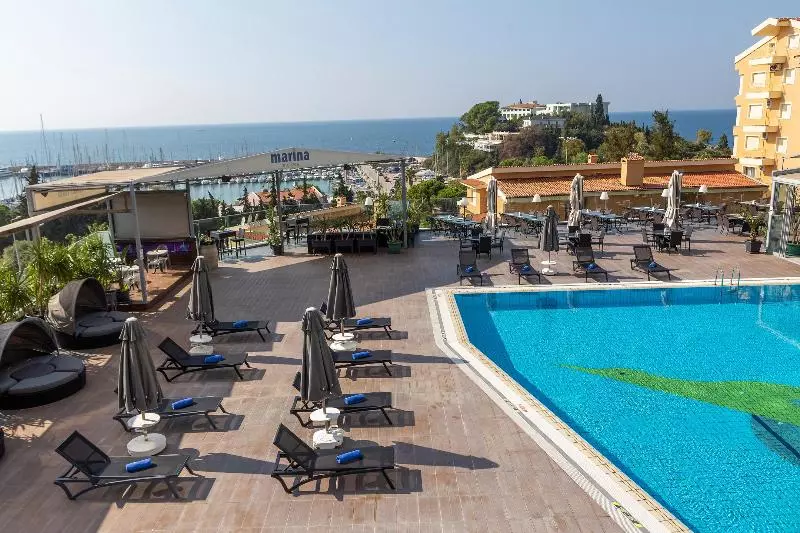 ホテル Elite World Kuşadası