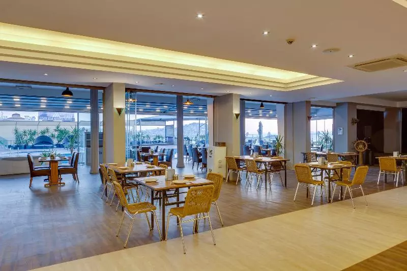 ホテル Elite World Kuşadası