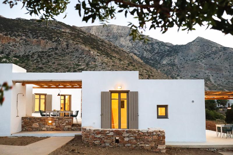 Hotel Flaros Village