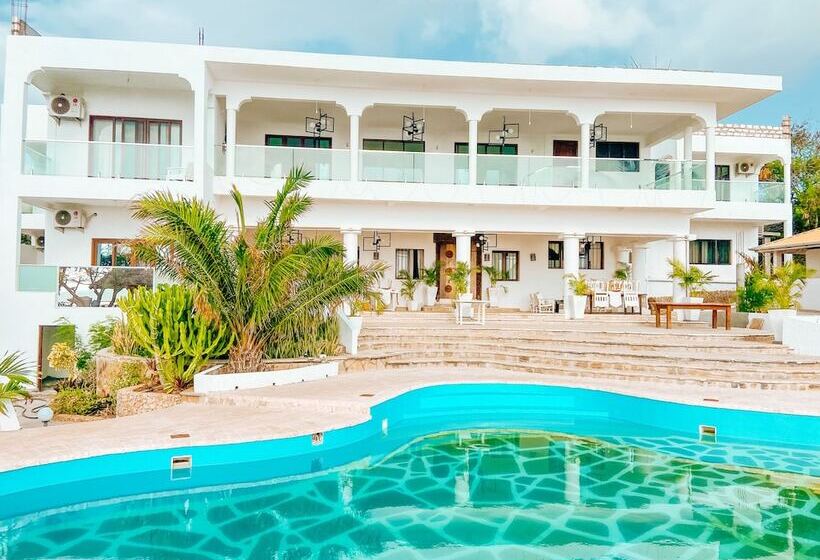 هتل Met Beach Resort