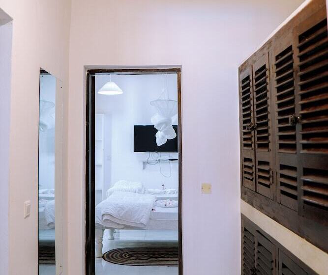 هتل Met Beach Resort