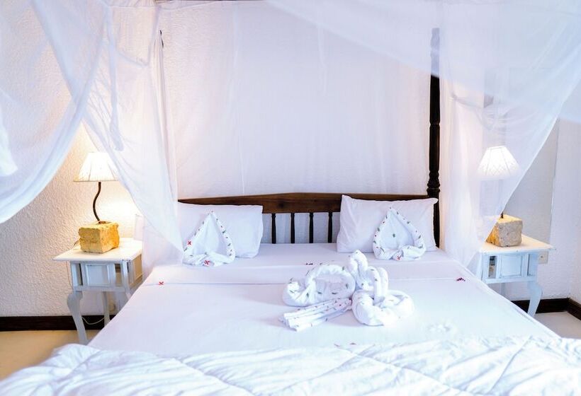 هتل Met Beach Resort