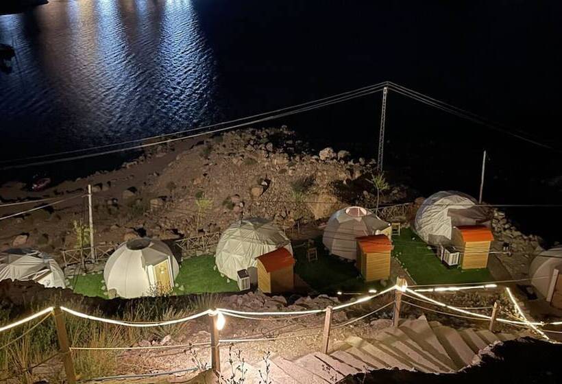 هتل Orangeloft Attabad Lake Hunza