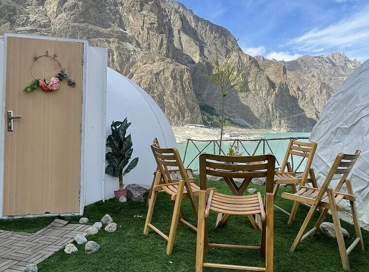 هتل Orangeloft Attabad Lake Hunza