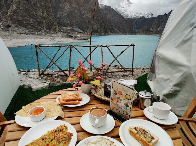 هتل Orangeloft Attabad Lake Hunza