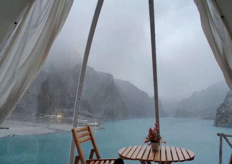 هتل Orangeloft Attabad Lake Hunza